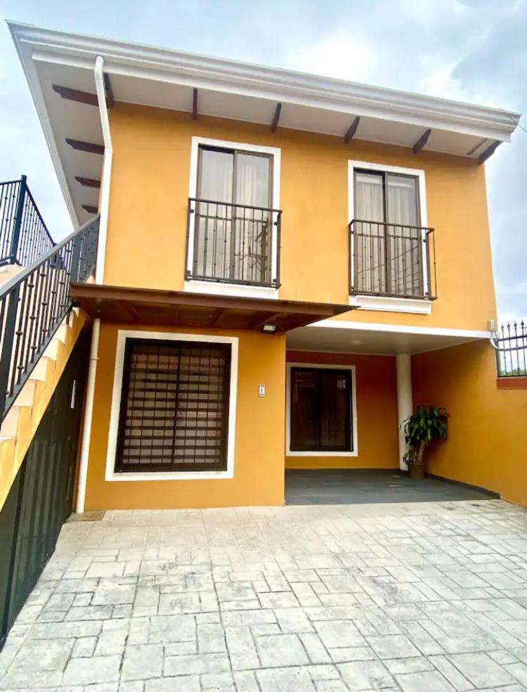 Airport Sjo Residence - Edward & Familia Inn Río Segundo Exterior foto
